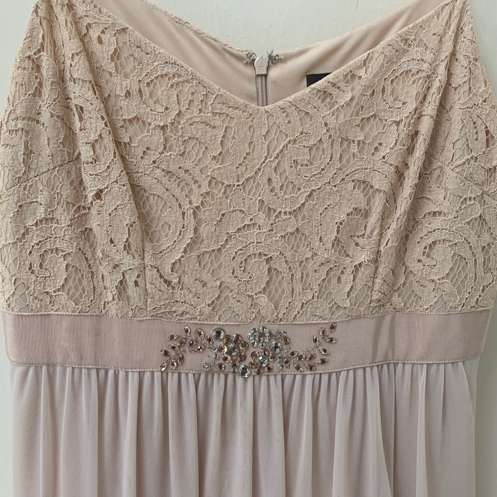 Dress - Picture 2 of 3